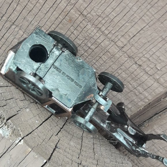 Mini Dollhouse Horse and Carriage Cast Iron Pencil Sharpener Vintage - Picture 5 of 8